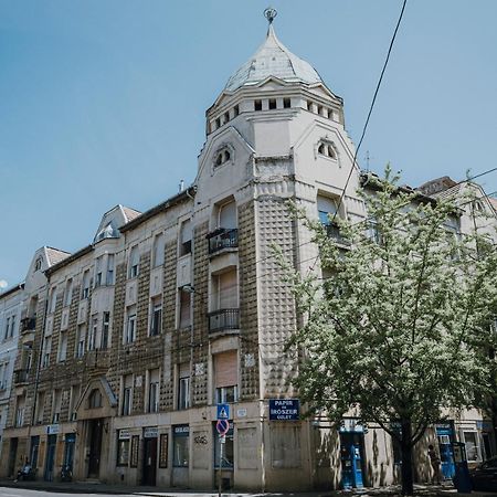 Dozsa Apartman Szeged Bagian luar foto
