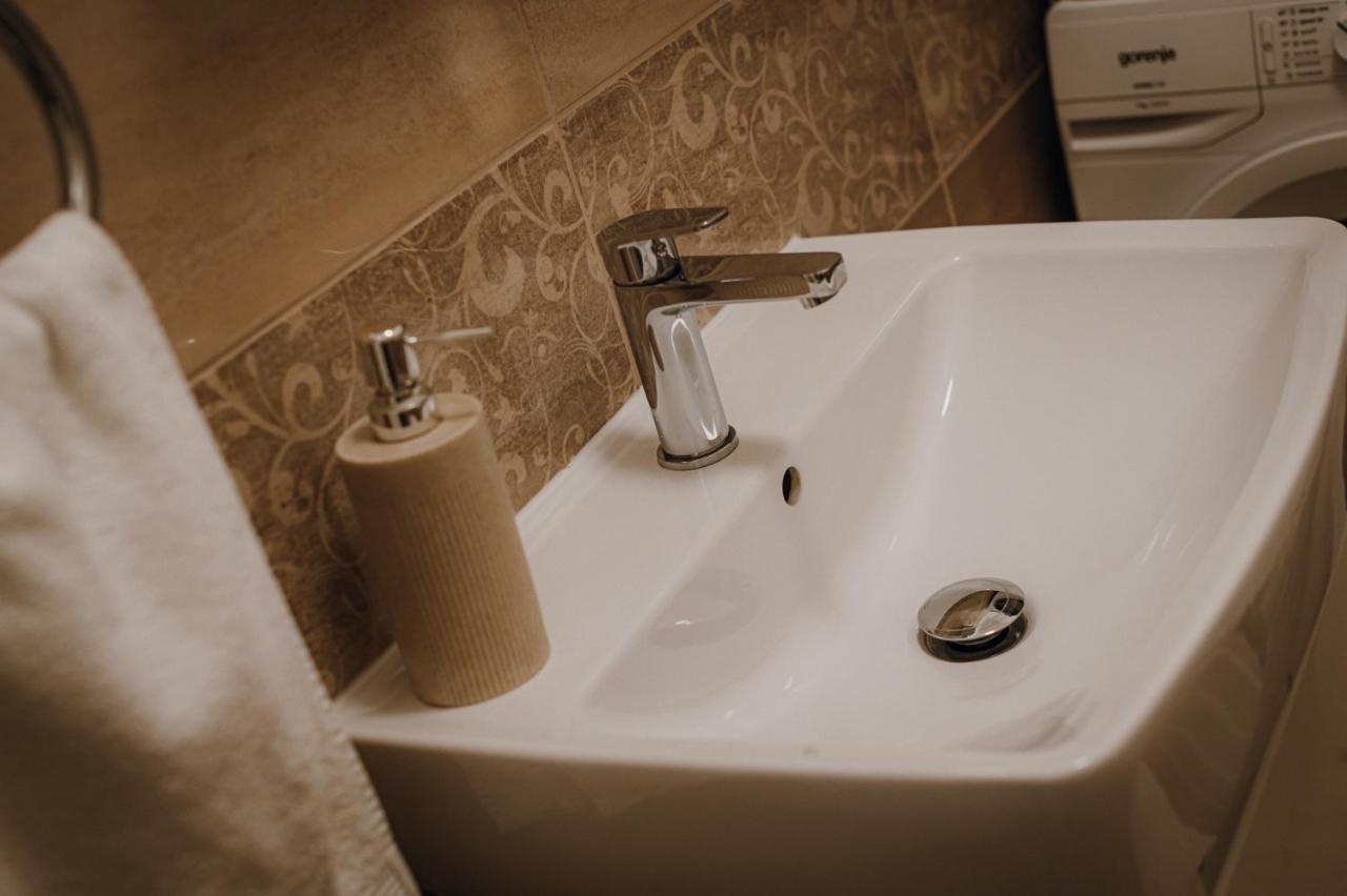Dozsa Apartman Szeged Bagian luar foto